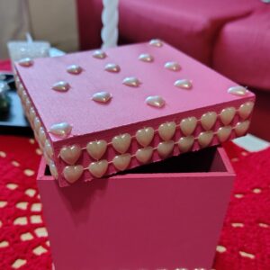 Caja multiuso decorada