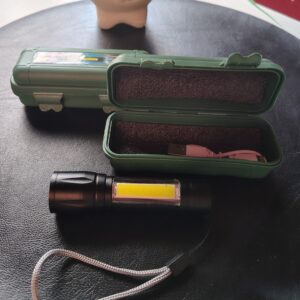 Linterna recargable metal