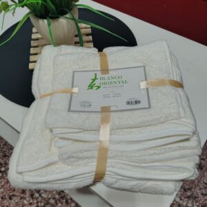 Juego de toalla y toallón x 4 piezas