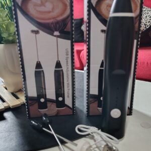 Espumador y batidor para cafe