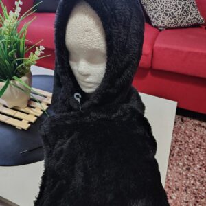 Cuello con gorro de peluche